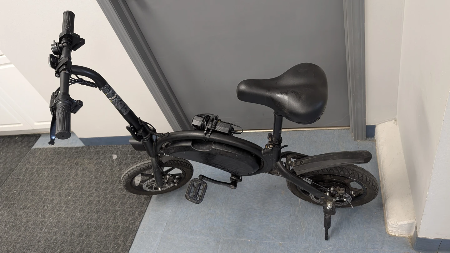 Jetson BOLT PRO Electric Bike – (25km/h Speed) - photo 3