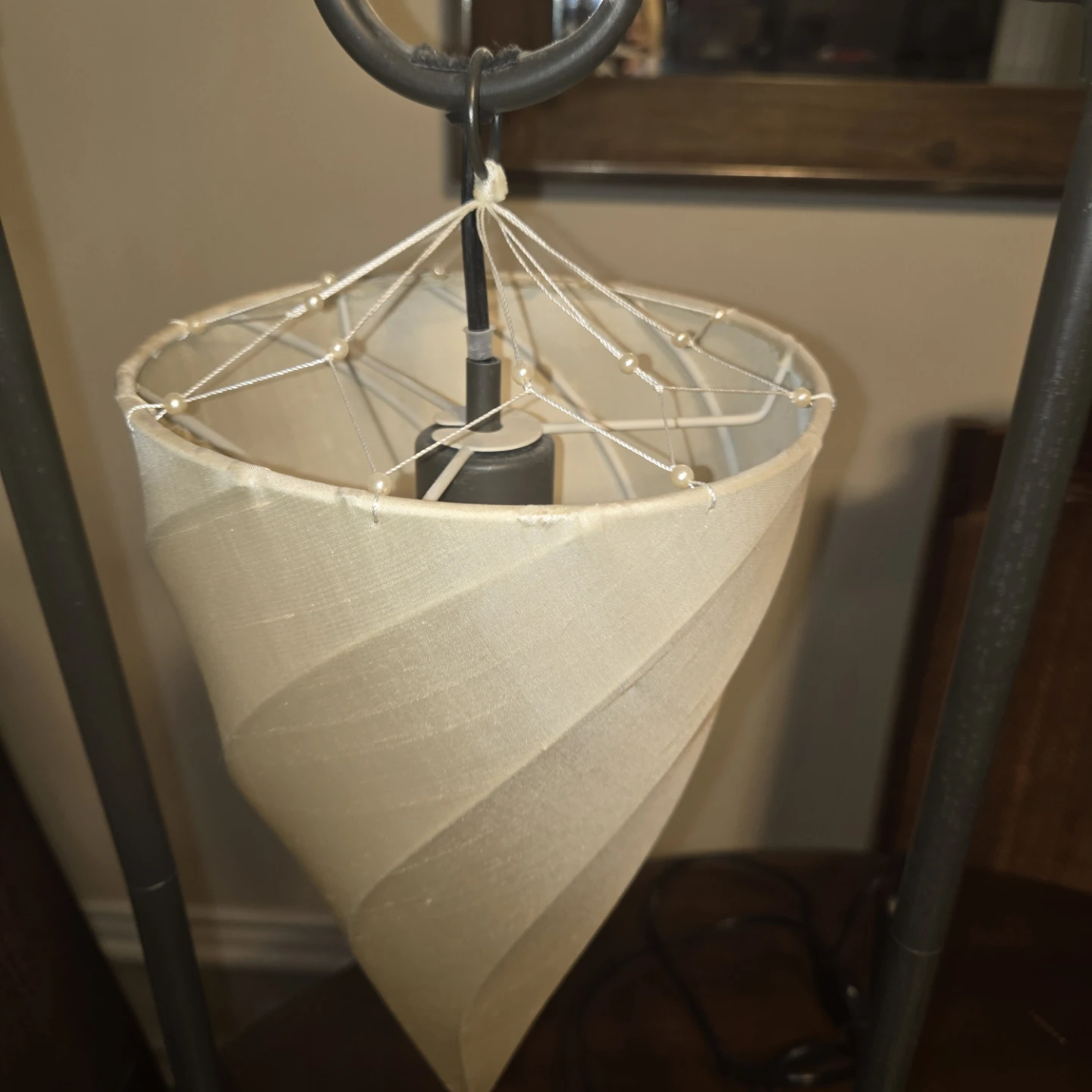 Rare Pottery Barn Silk Shade Lamps, Set of 2, Discontinued - photo 5