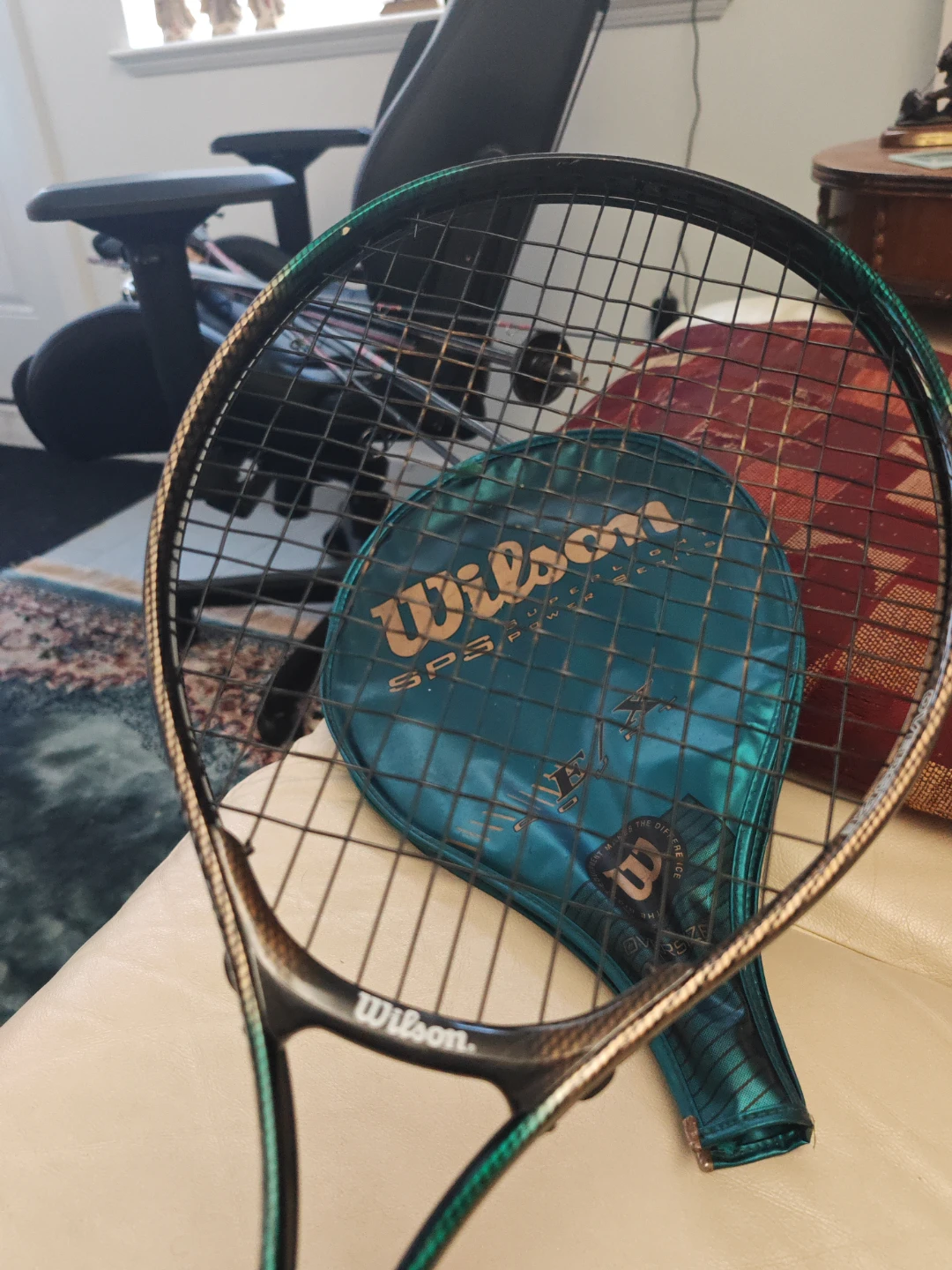 Wilson Court EX Tennis Racket with Cover
