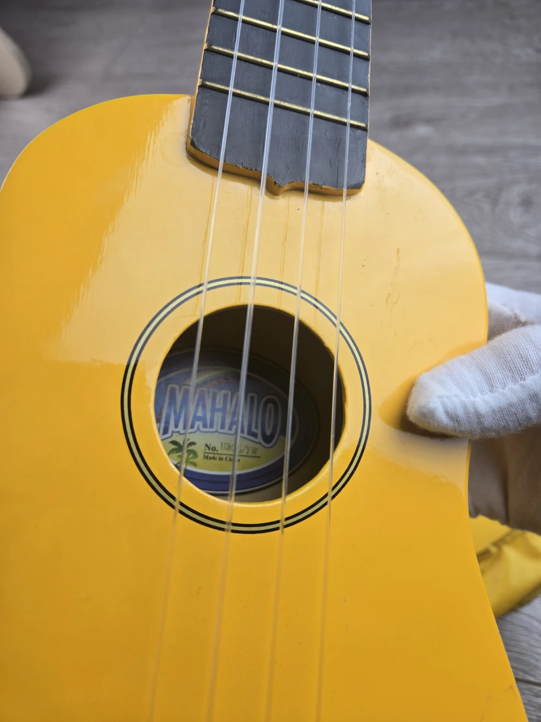 Ukelele with soft case - photo 3