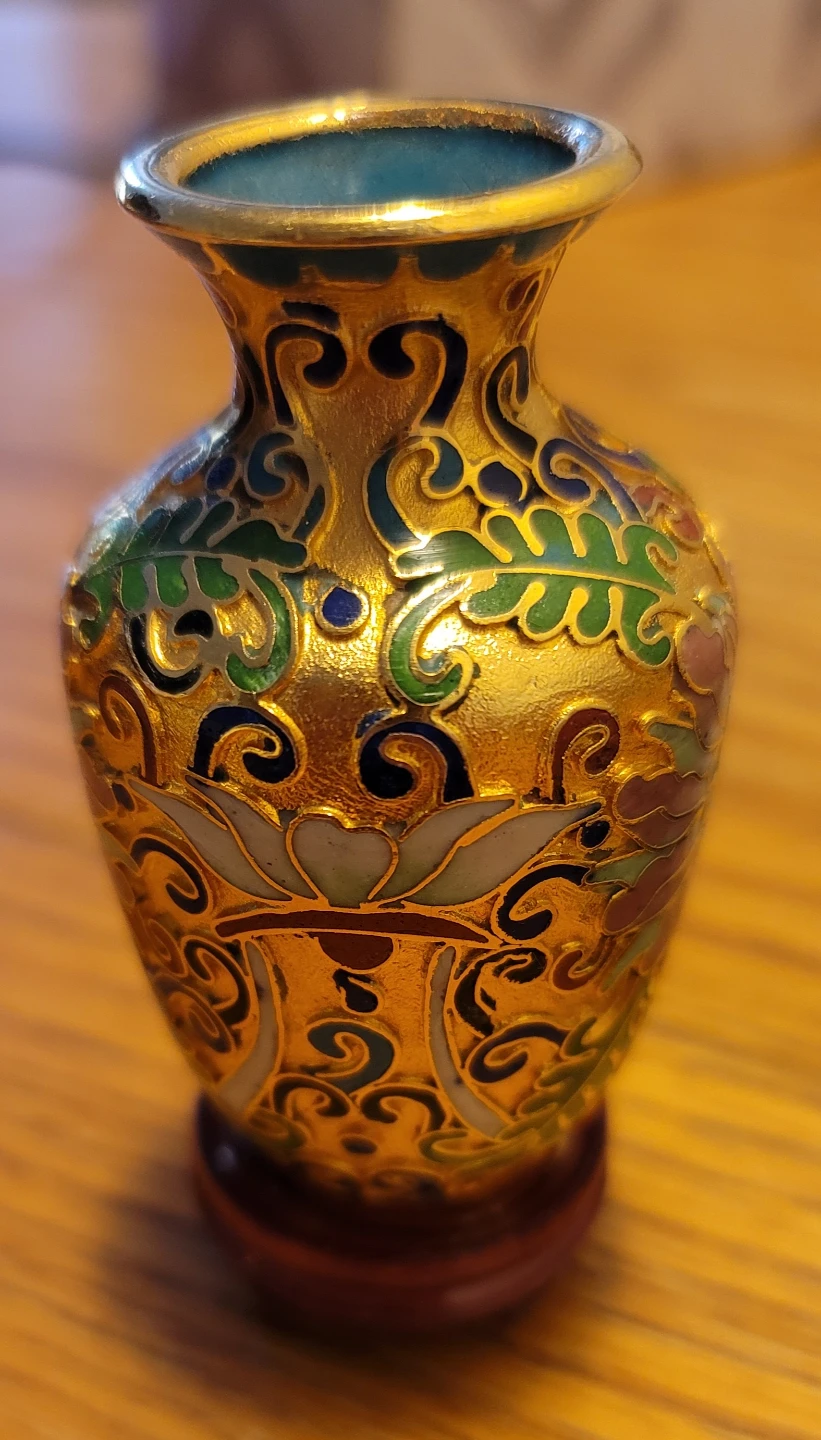 Small Cloisonné Vase with Wooden Stand - photo 2