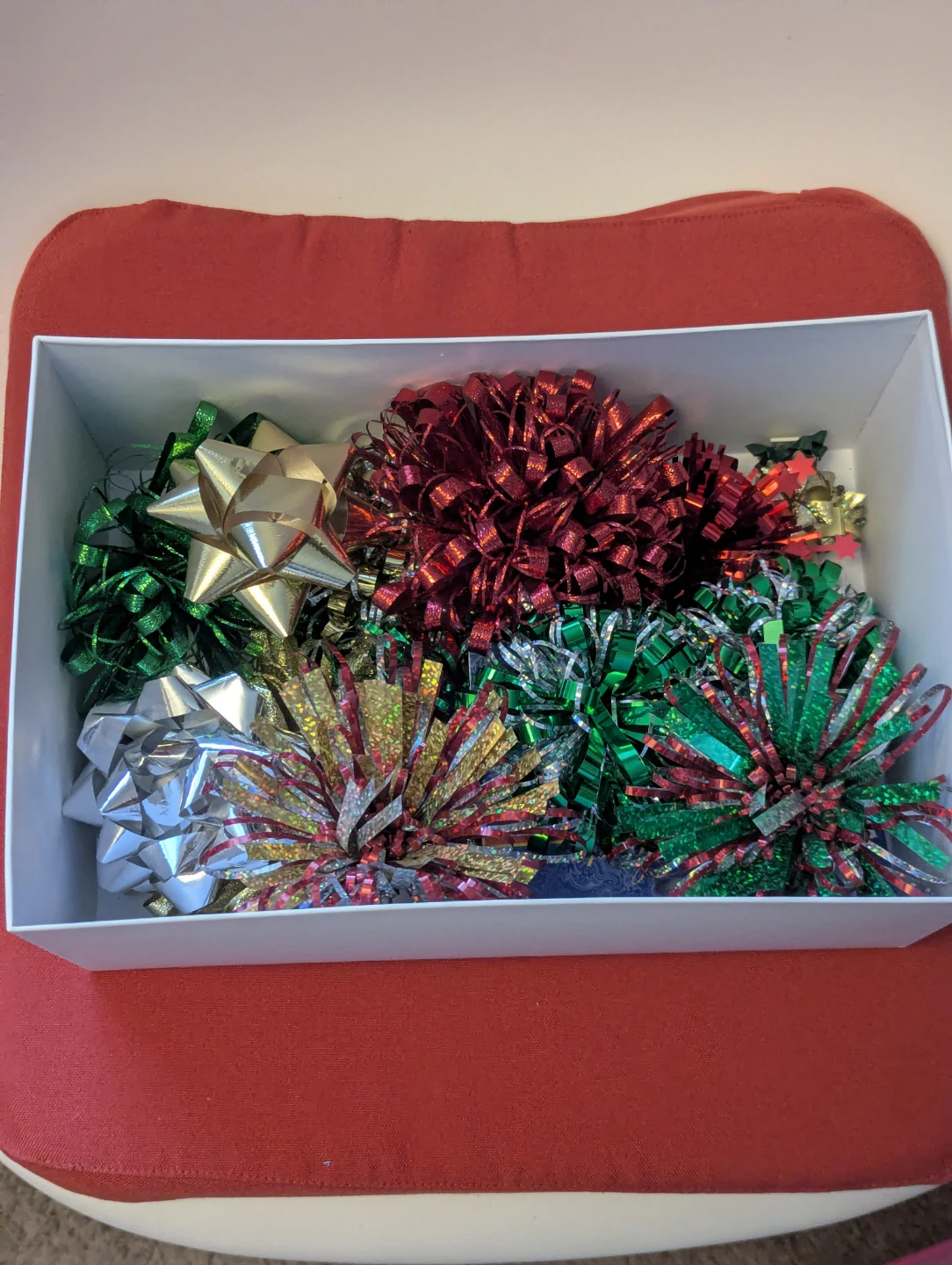 Box of Christmas Bows 11pc.+