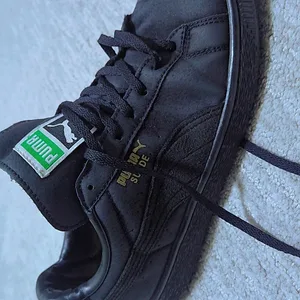 Puma Suede Classic Men's Sneakers - Black ⚽