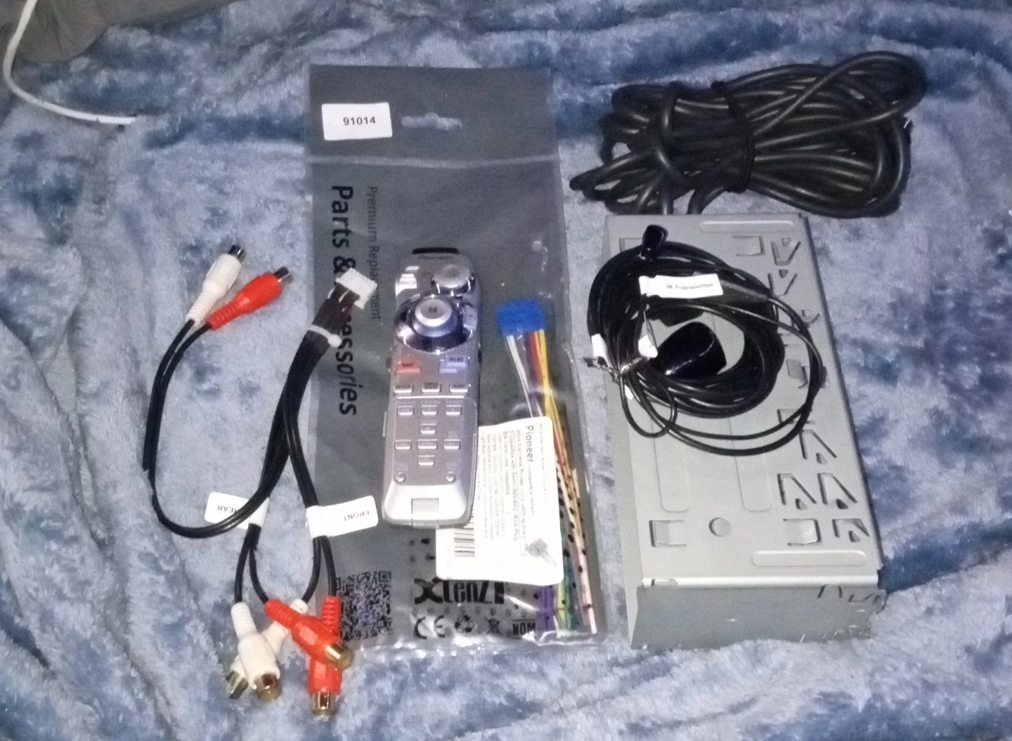 Pioneer AVH-P5700DVD Car Stereo Receiver with Screen⚽ - photo 4