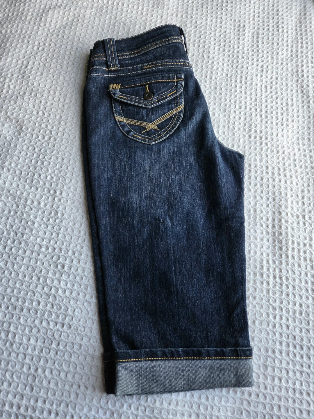 SO Blue Denim Capris Size 7 5-Pocket Medium Wash Stretch - photo 5