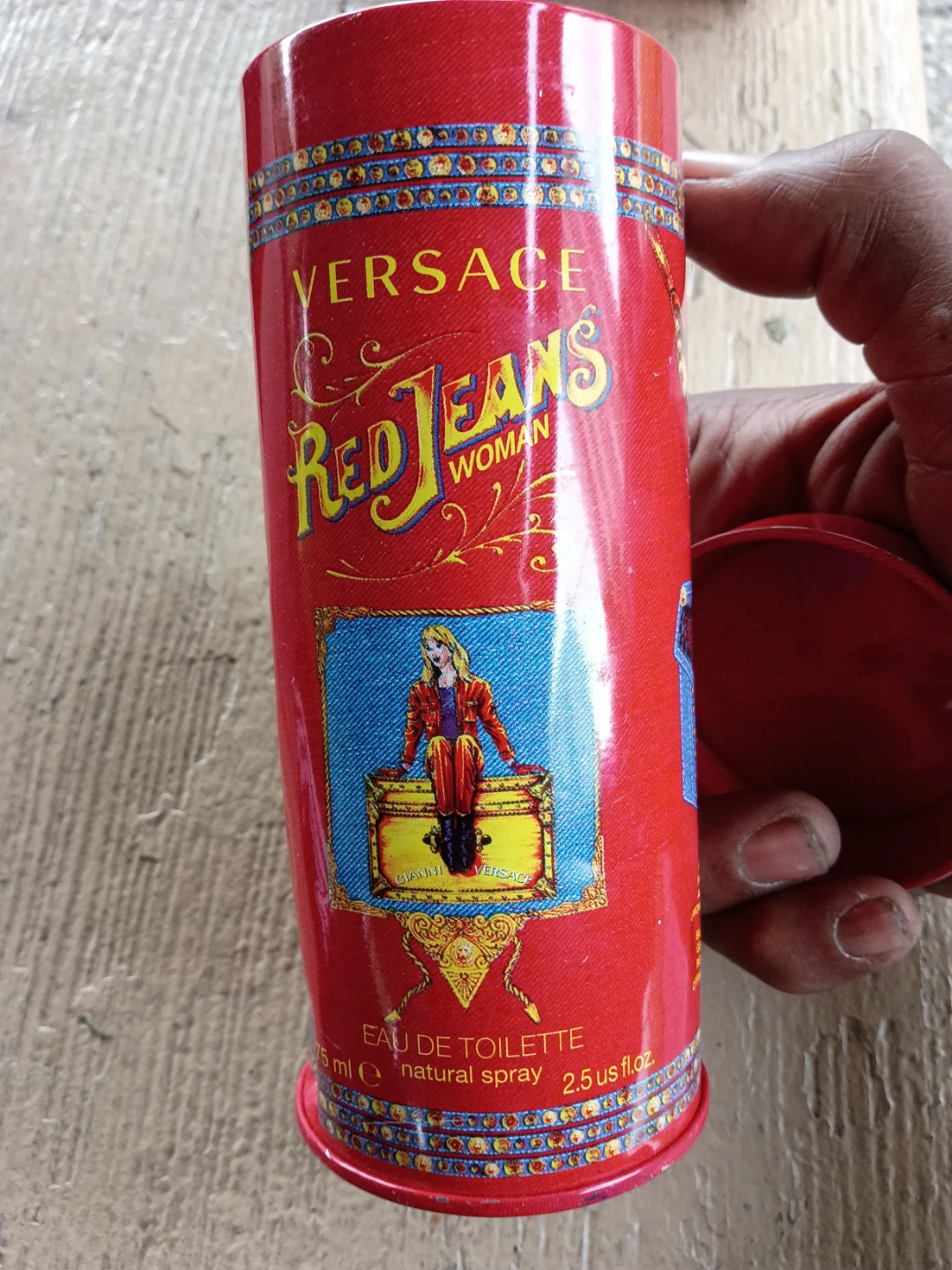 Versace Red Jeans Woman Eau de Toilette Natural Spray 2.5 fl oz - photo 3