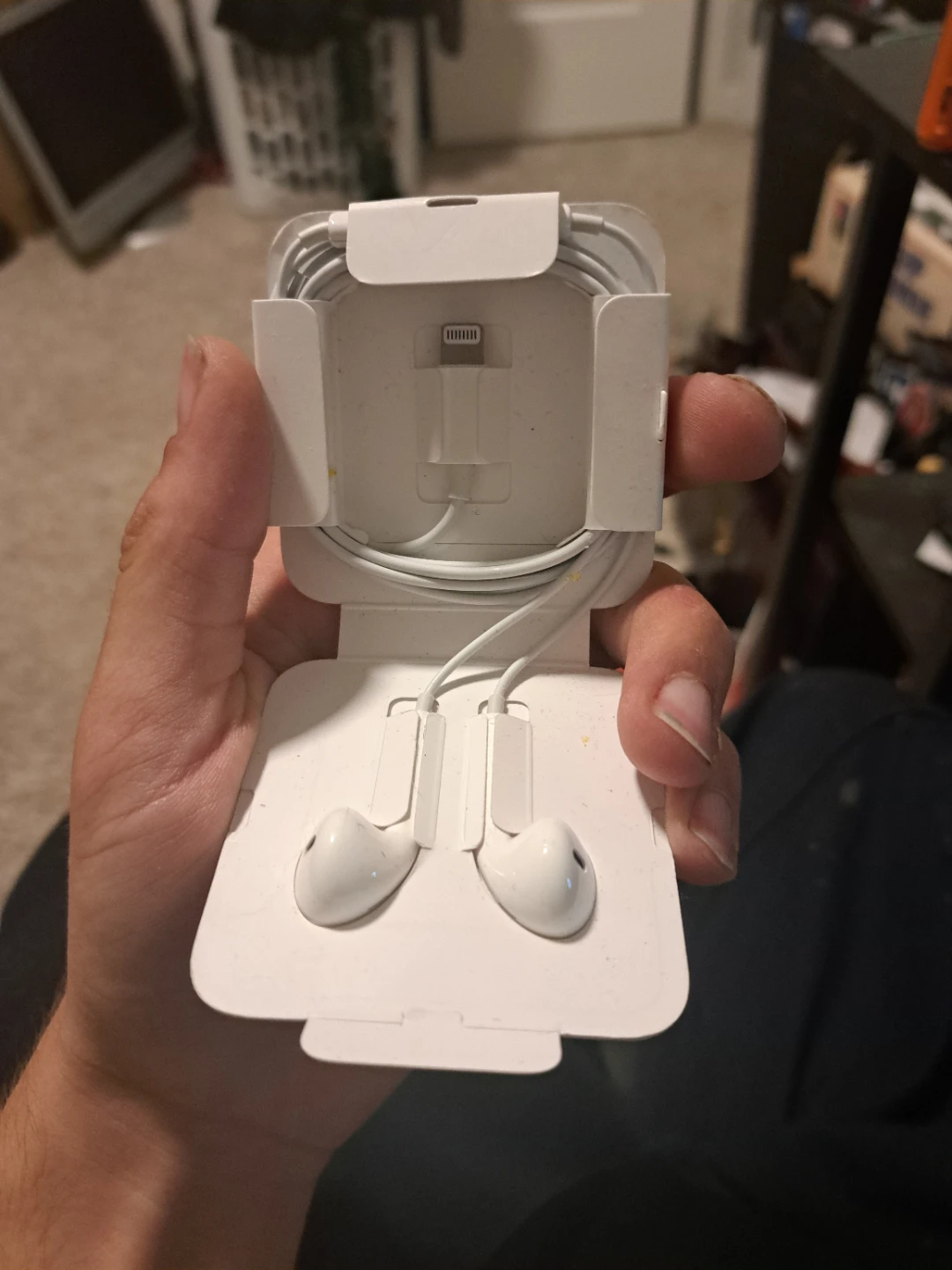 Apple EarPods with Lightning Connector - photo 2
