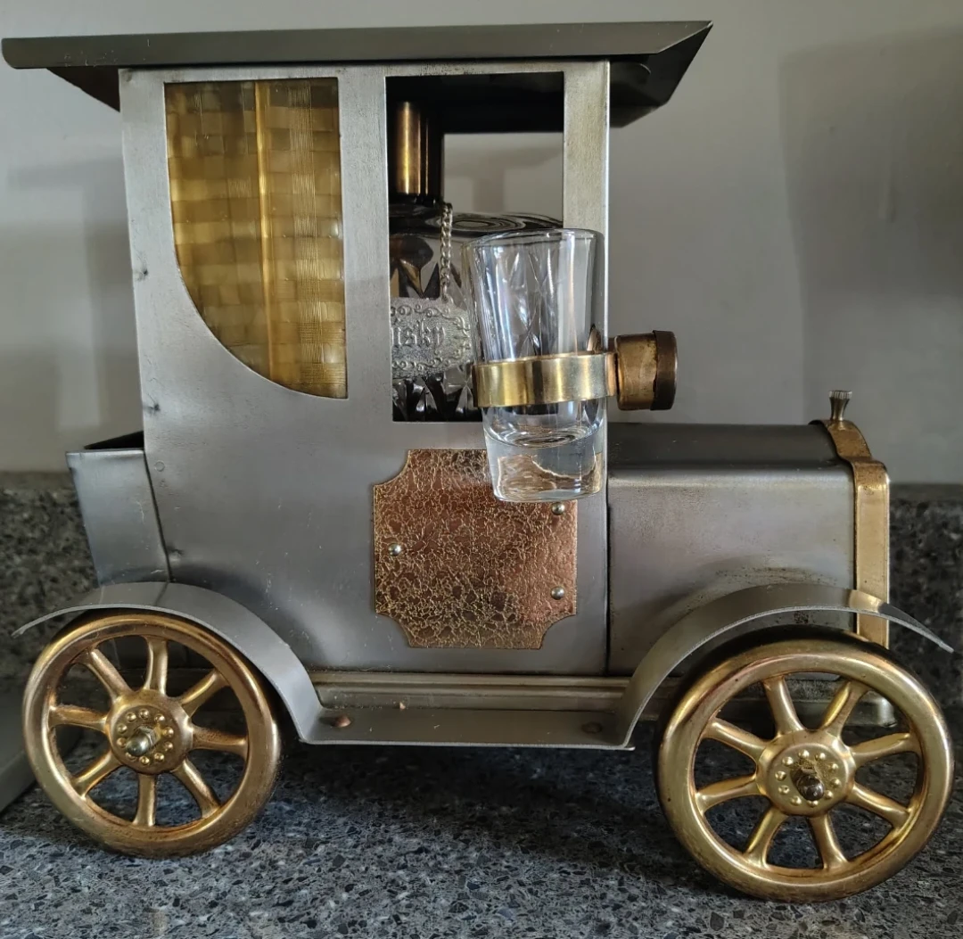 Vintage Car Decanter and Shot Glass Set