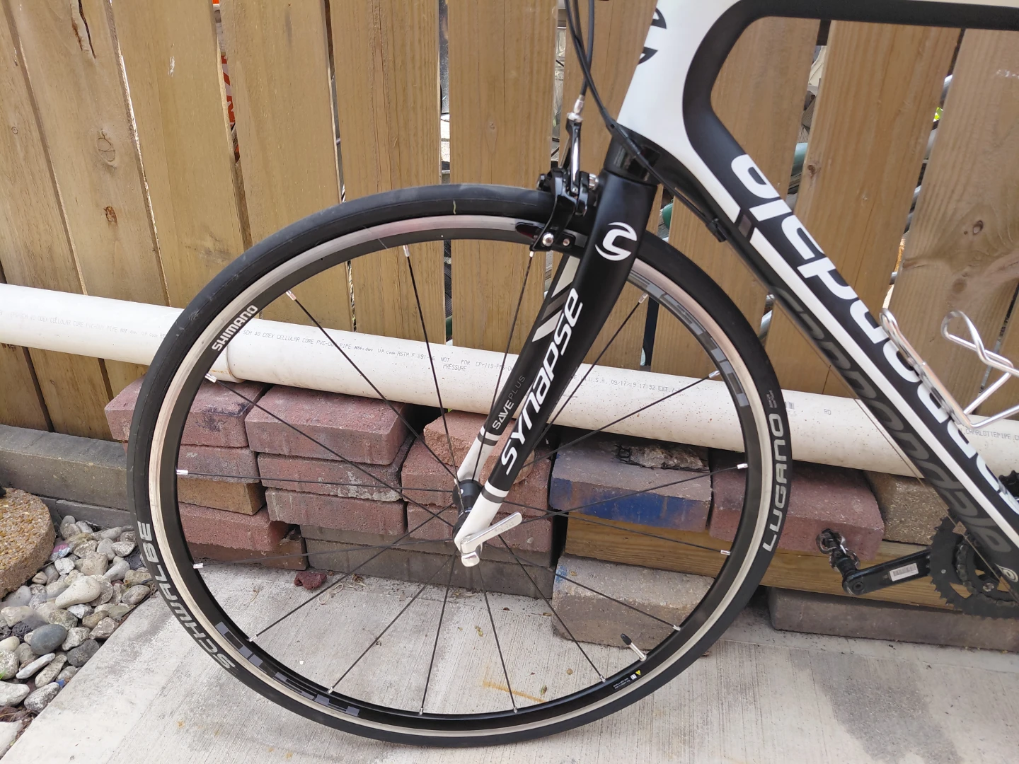 Cannondale Synapse Road Bike - photo 3
