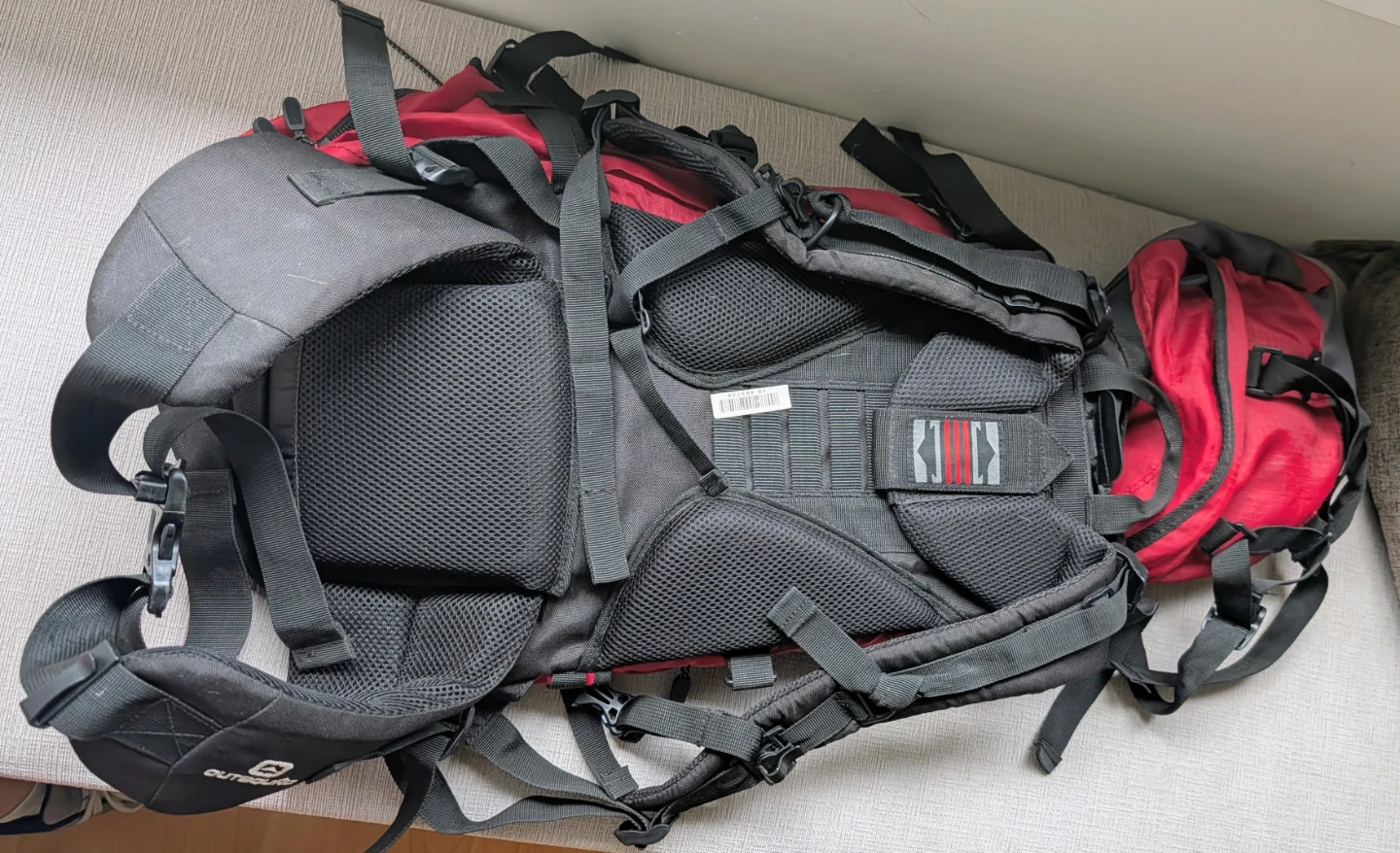 Brand New Outbound Canyon 45 Litre Hiking Backpack - photo 3