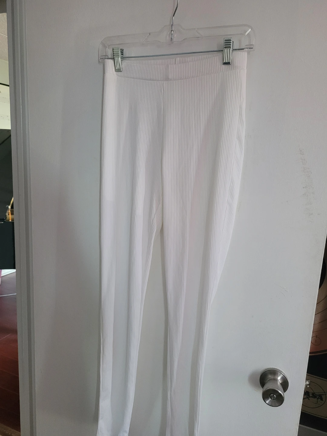 White Ribbed Leggings