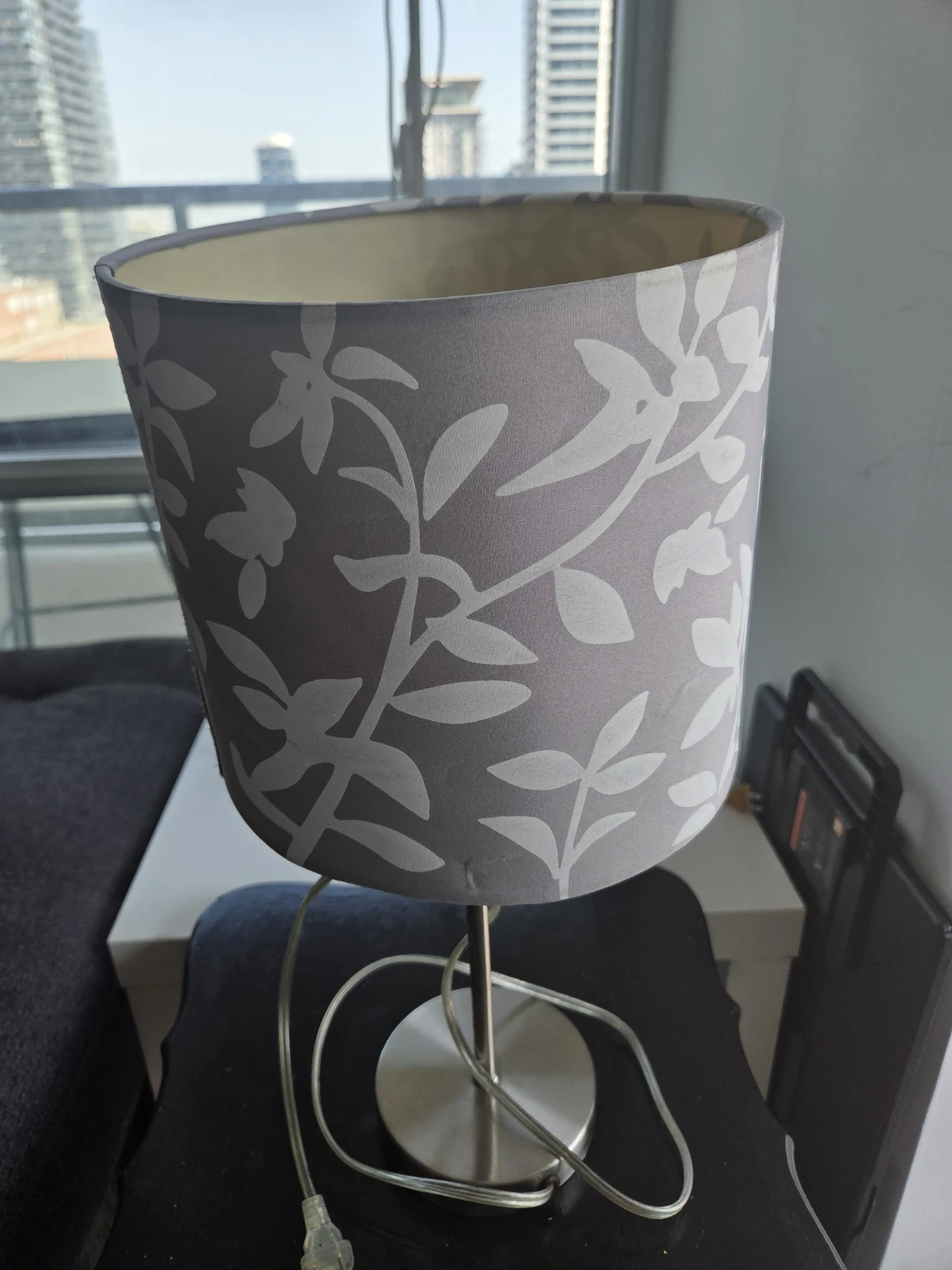 Table Lamp with Floral Shade - photo 4