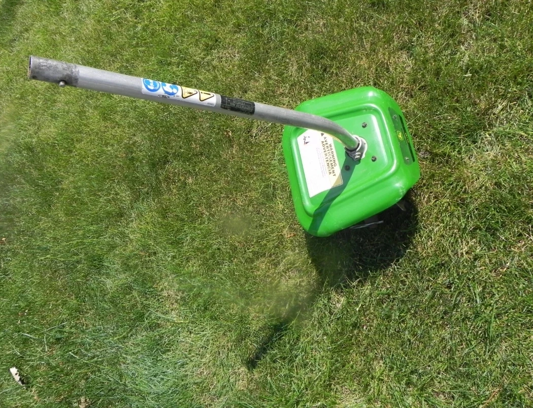 John Deere Tiller - photo 3