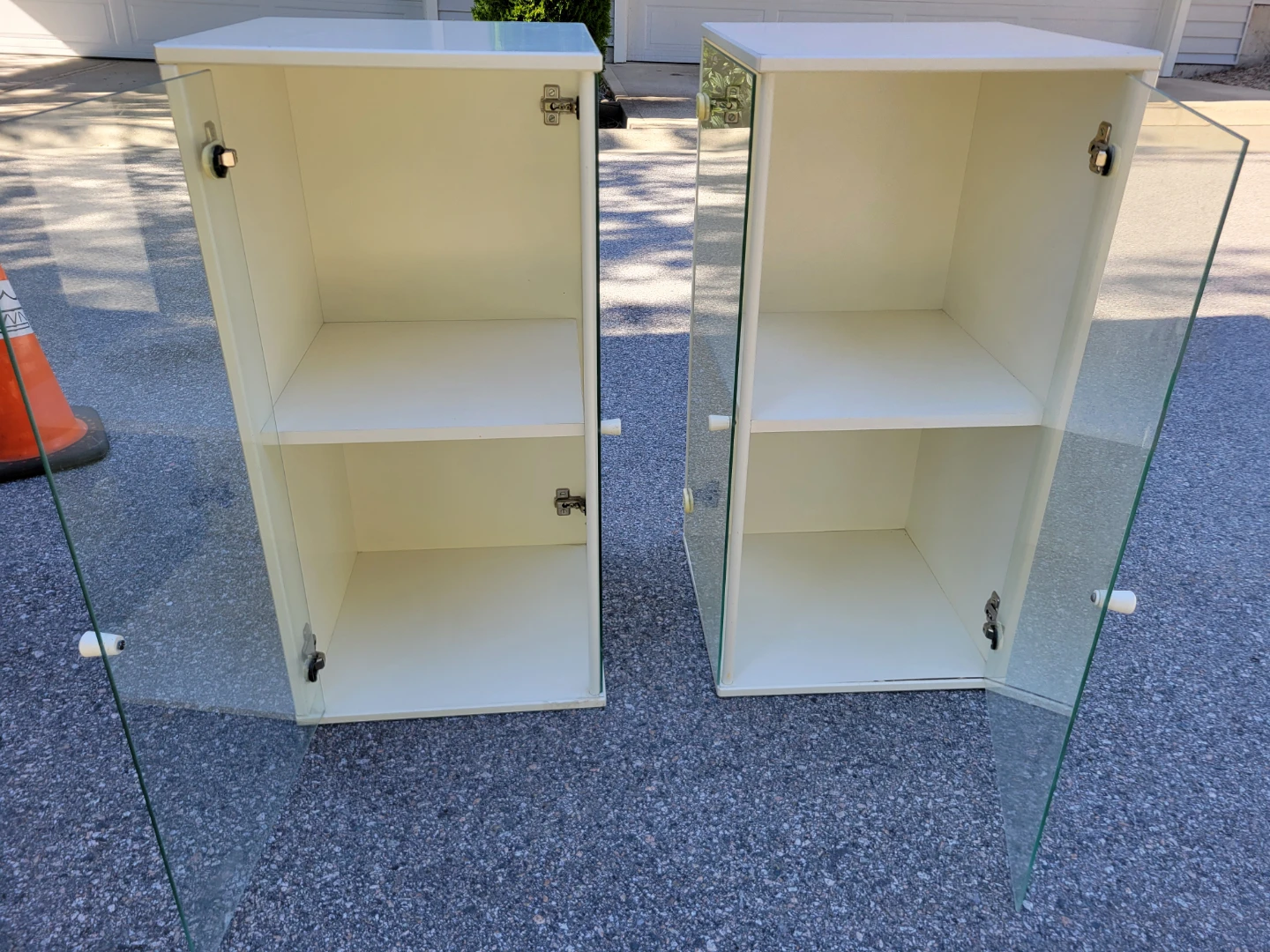 Pair of Vintage IKEA Glass Display Cabinets - photo 3