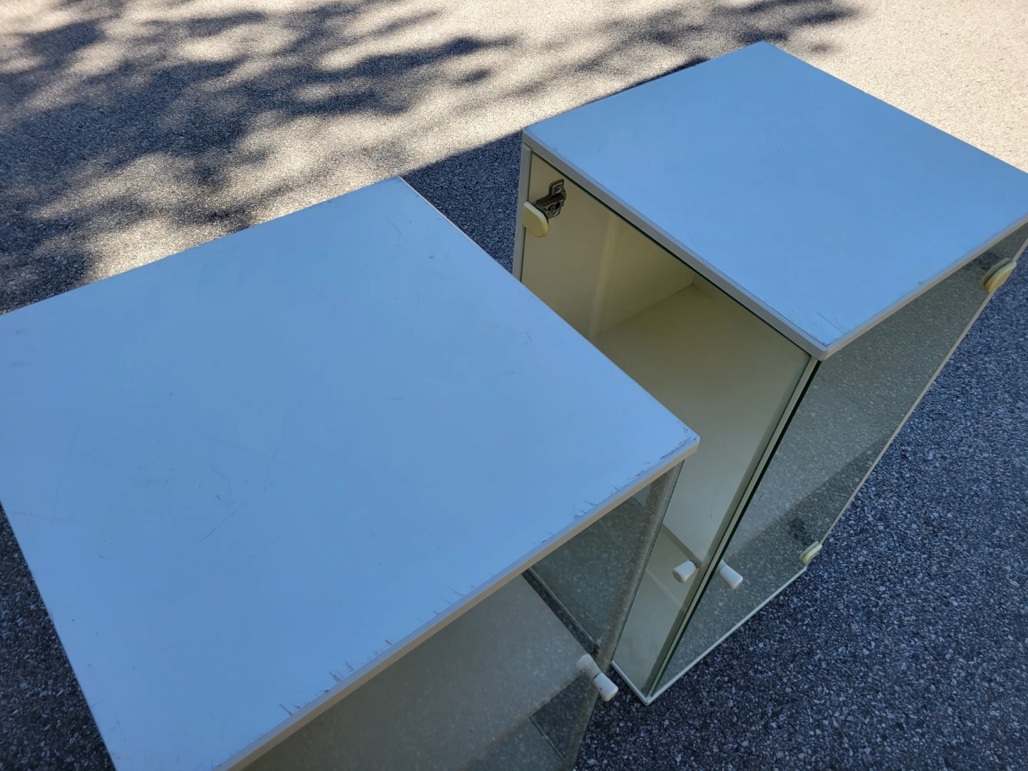 Pair of Vintage IKEA Glass Display Cabinets - photo 4