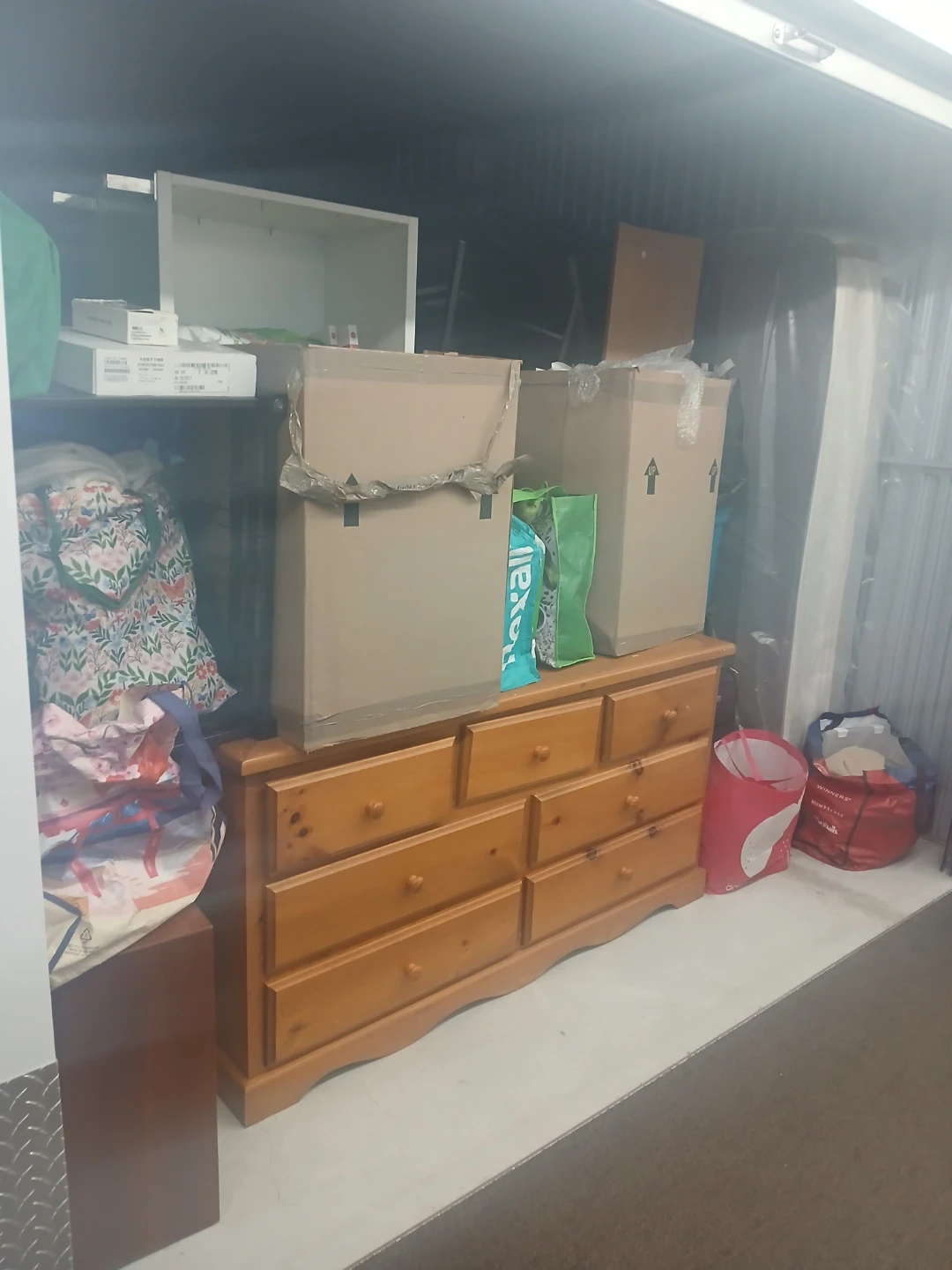 Storage crap