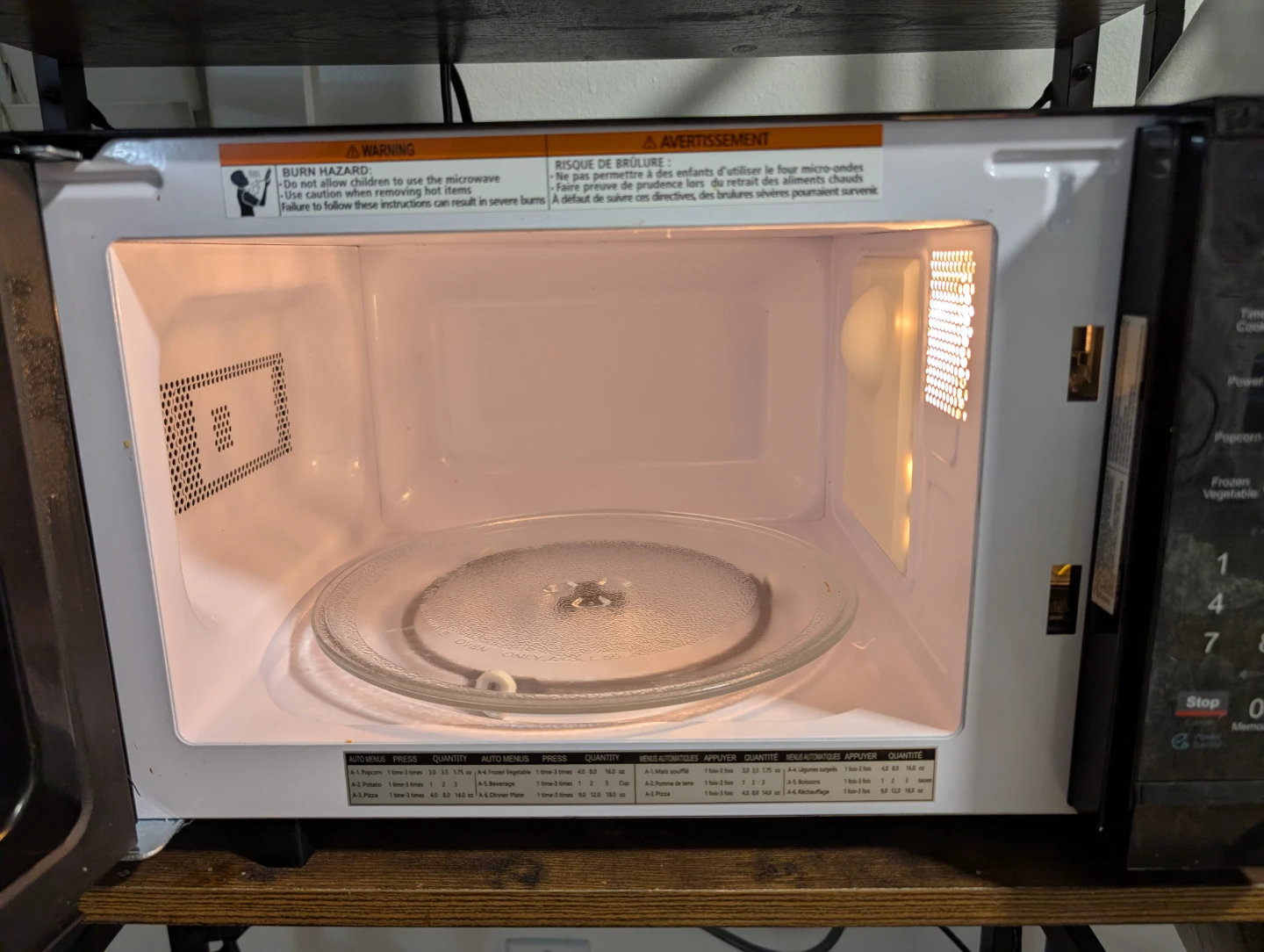Used Insignia Compact Microwave - photo 5