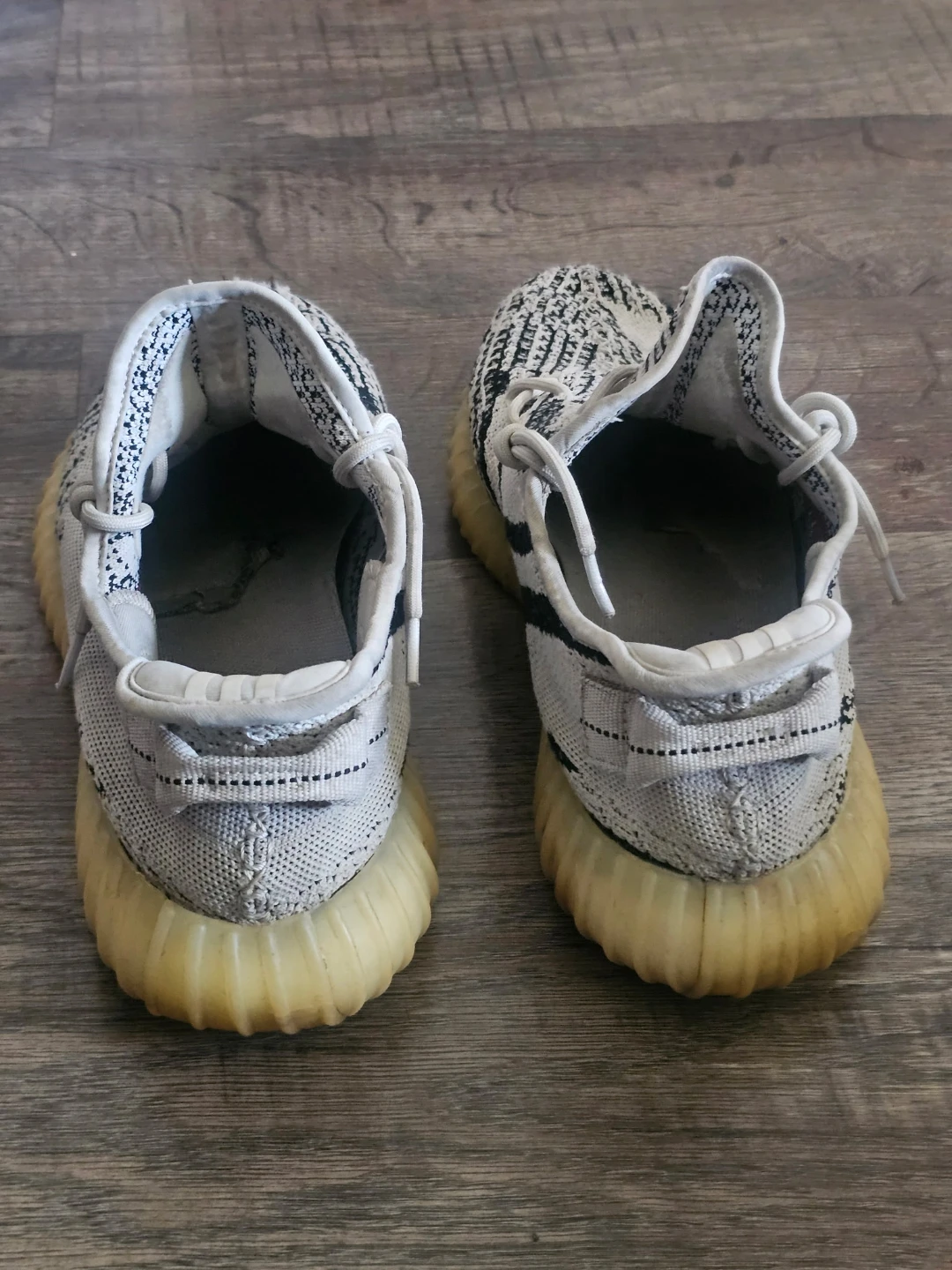 Adidas Yeezy Boost 350 V2 Zebra - photo 3
