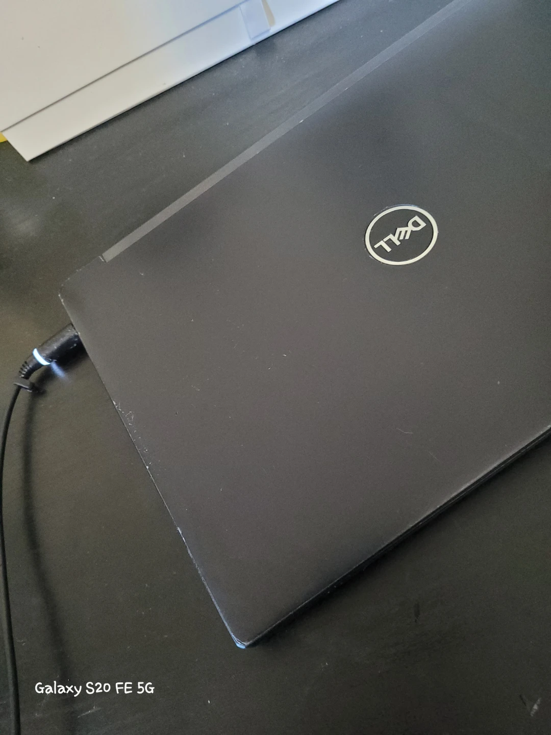 Dell laptop i5 with charger - photo 2