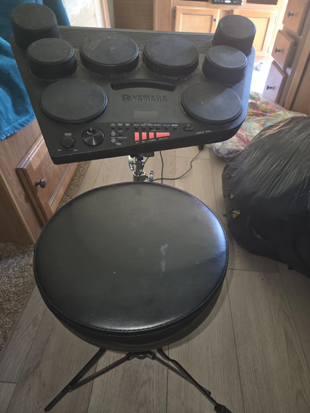 Yamaha DD-75 Electronic Drum Set