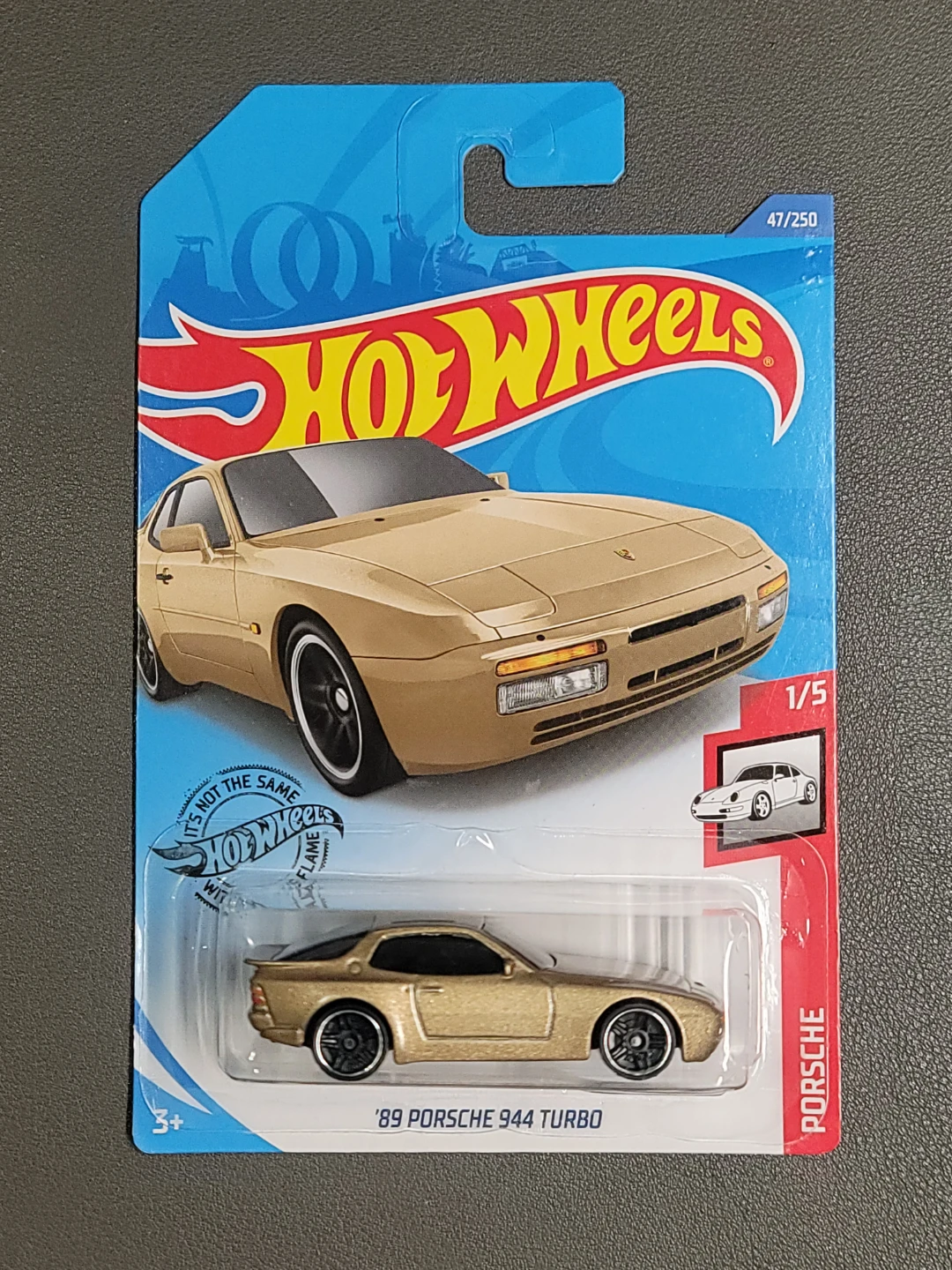 Hot Wheels '89 Porsche 944 Turbo