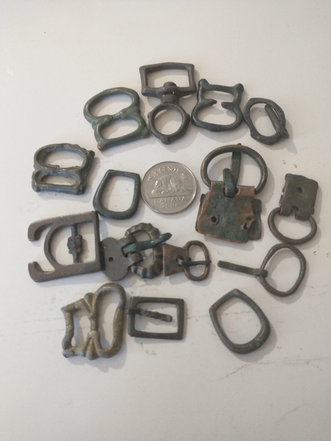 Lot of 15 unique medieval metal buckles - photo 2