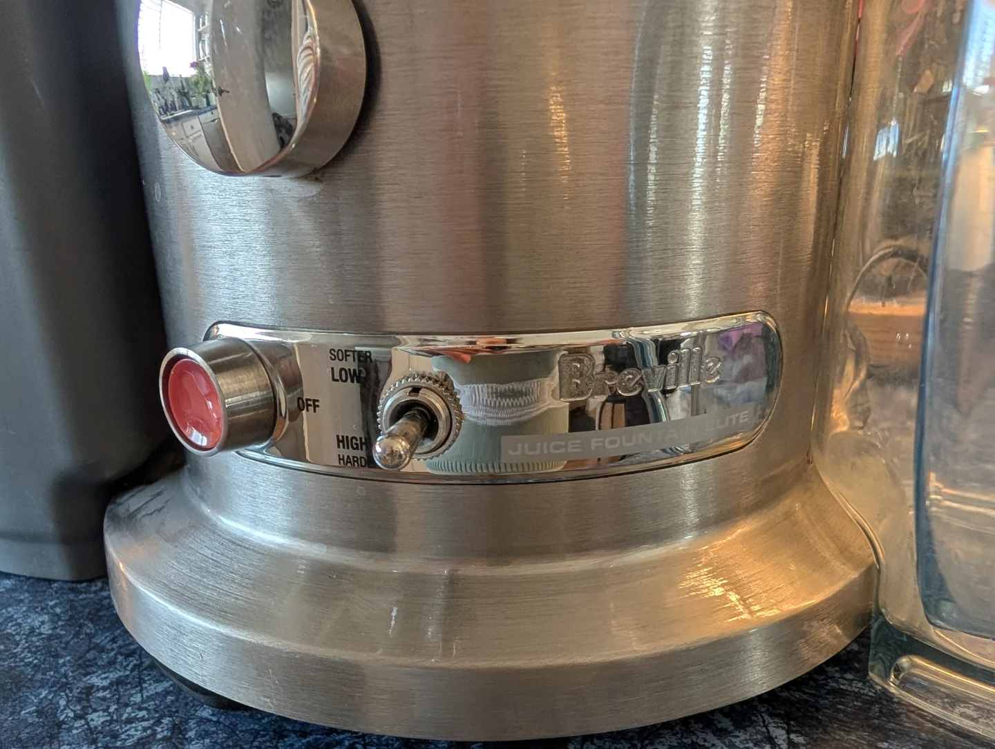 Breville Juice Fountain Elite Juicer - photo 3