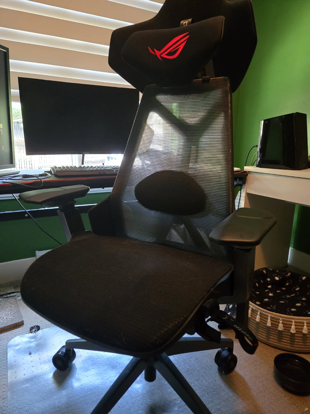 ASUS ROG Destrier Ergo Gaming Chair Black Mesh (SL400 ROG)