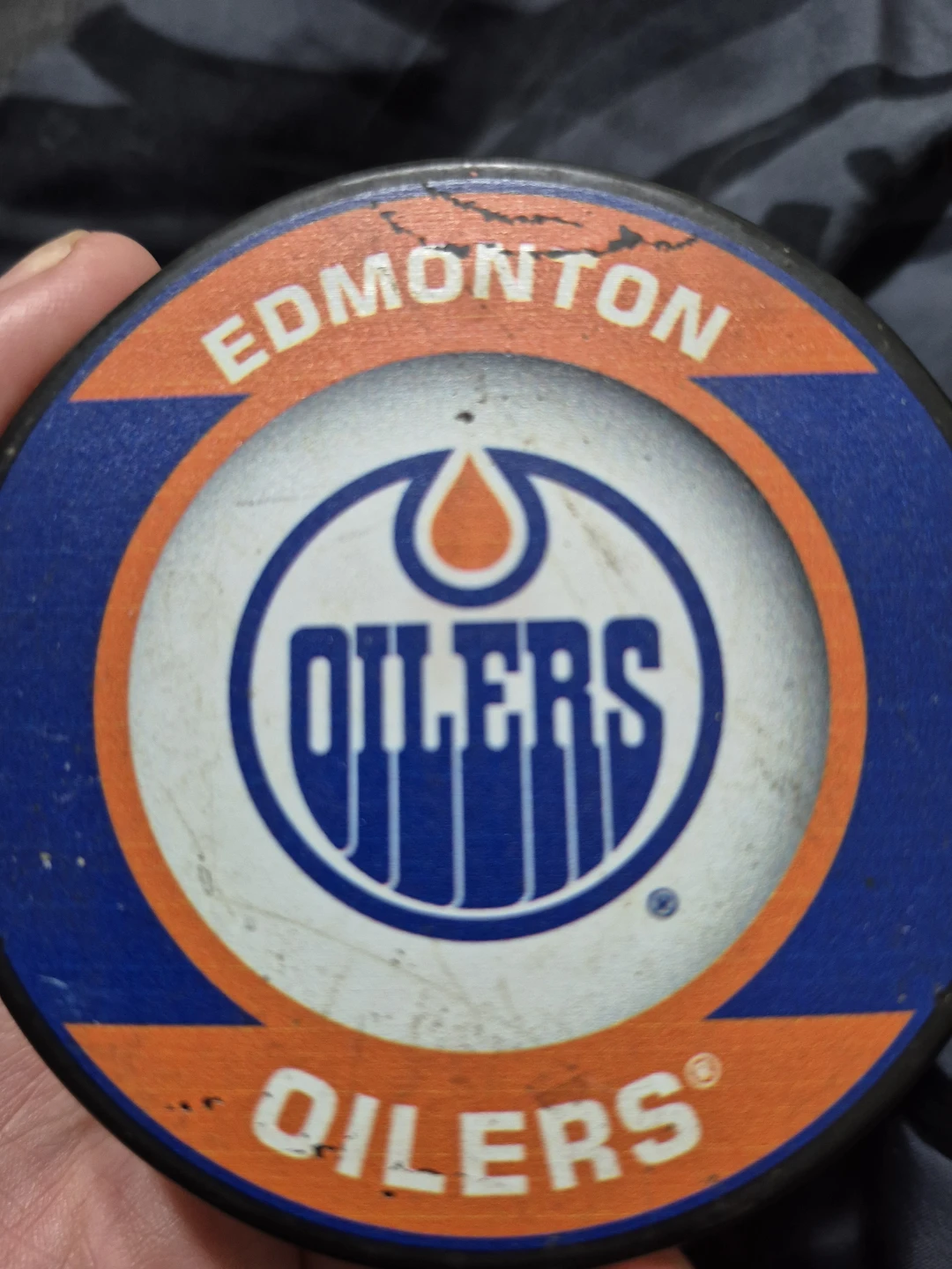 NHL Edmonton Oilers Hockey Puck
