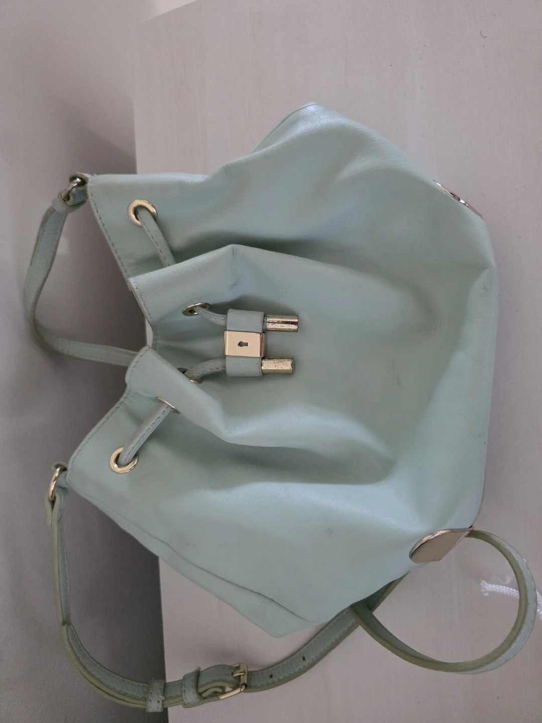 Vince Camuto Mint Green Leather Drawstring Bucket Bag - photo 3