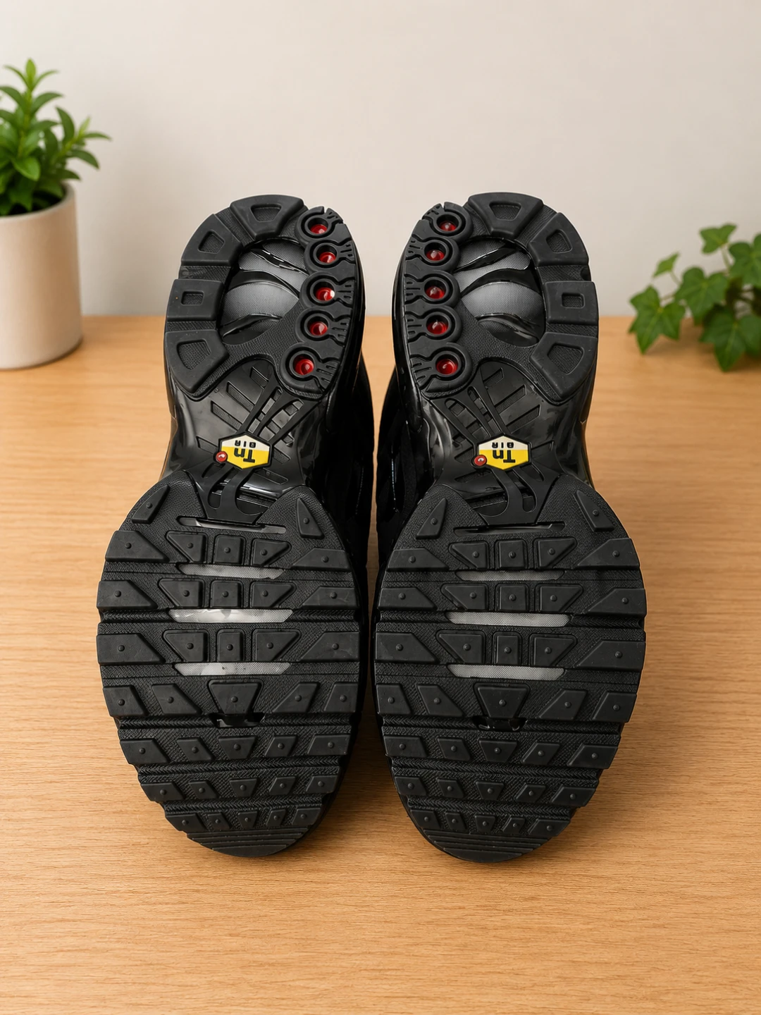 Nike Air Max TN Plus Black Sneakers - photo 4