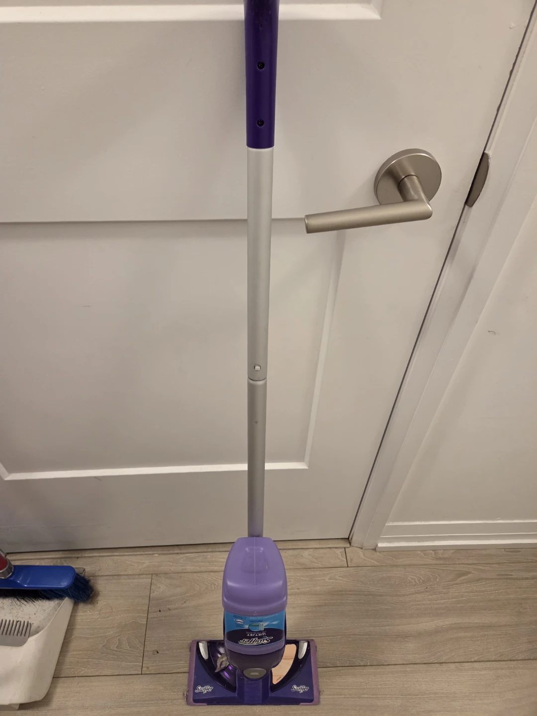 Swiffer WetJet Floor Cleaner Mop - photo 3