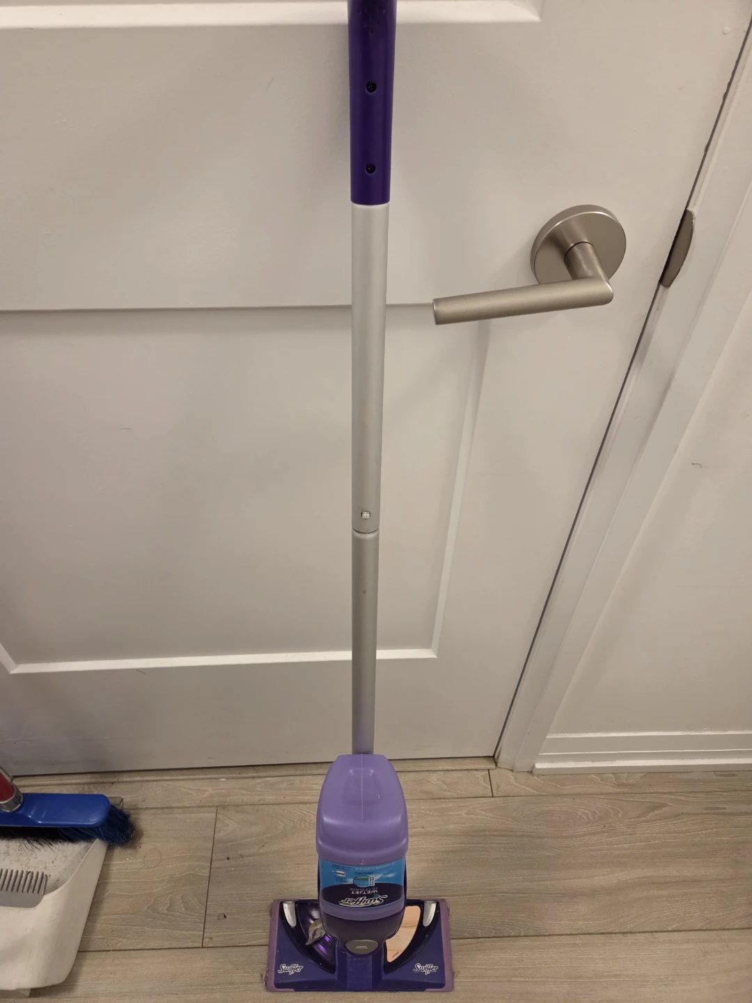 Swiffer WetJet Floor Cleaner Mop - photo 4