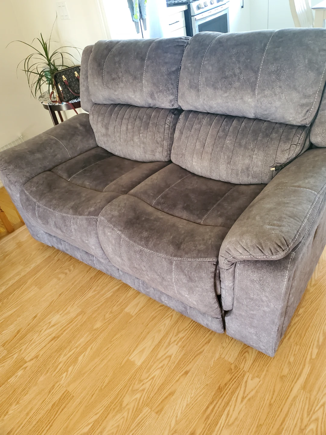 Grey Reclining Loveseat - photo 2
