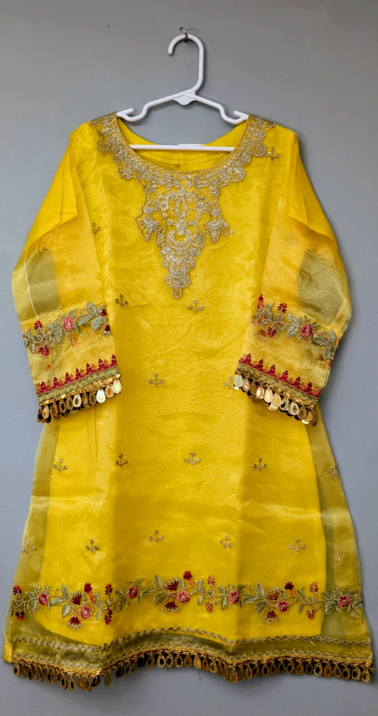 Yellow Embroidered Kurti with silk ns