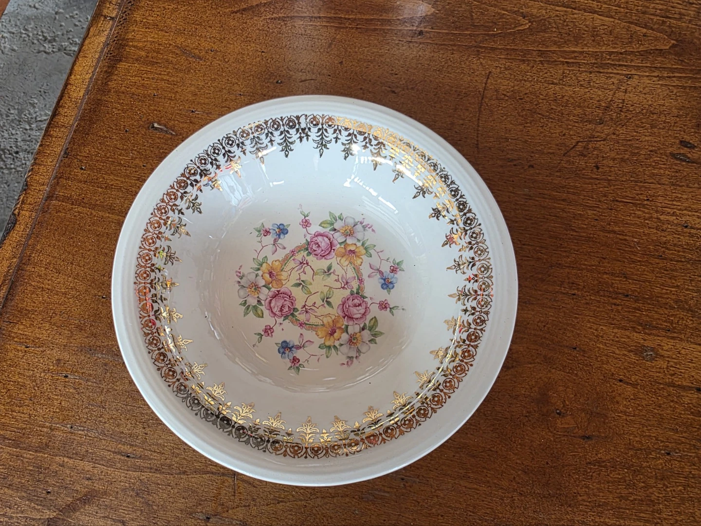 Royal Knowles China Set - 22K Gold Trim - photo 5