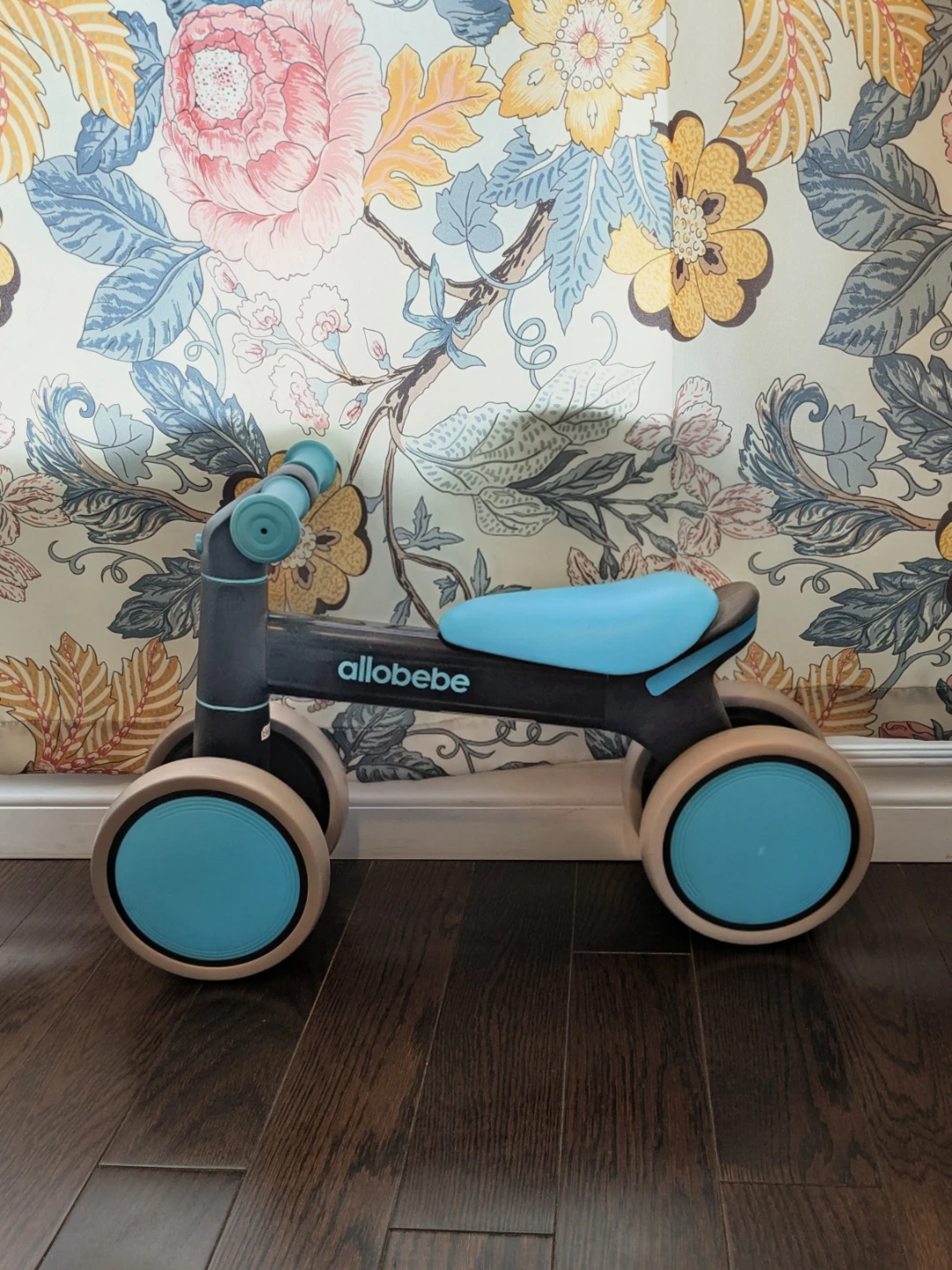 Allobebe Ride-On Balance Bike