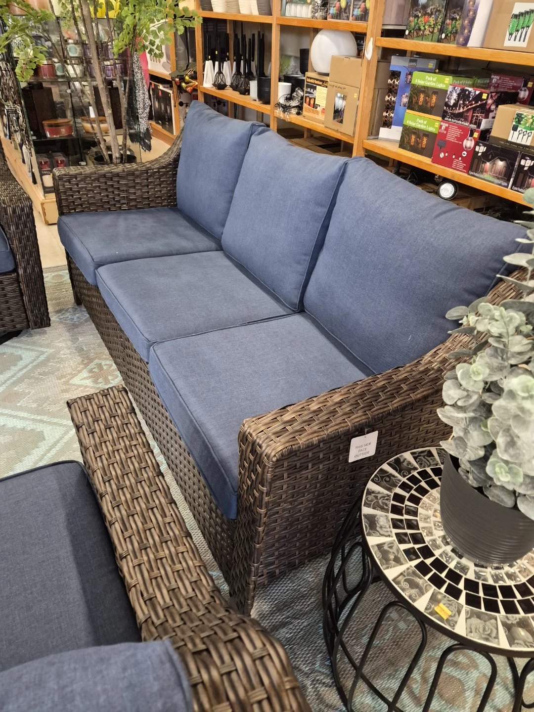 New resin Wicker 3 piece patio set w/ cushions - photo 3