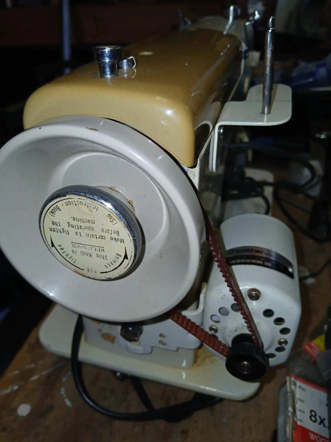 Vintage Brother Charger 661 Sewing Machine - photo 2