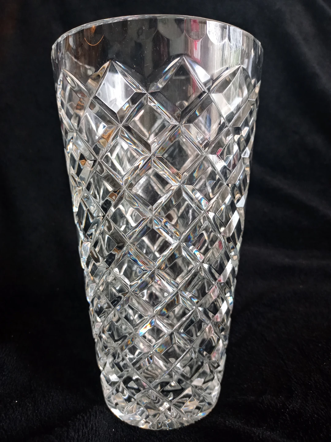 Crystal Cut Glass Vase⚽