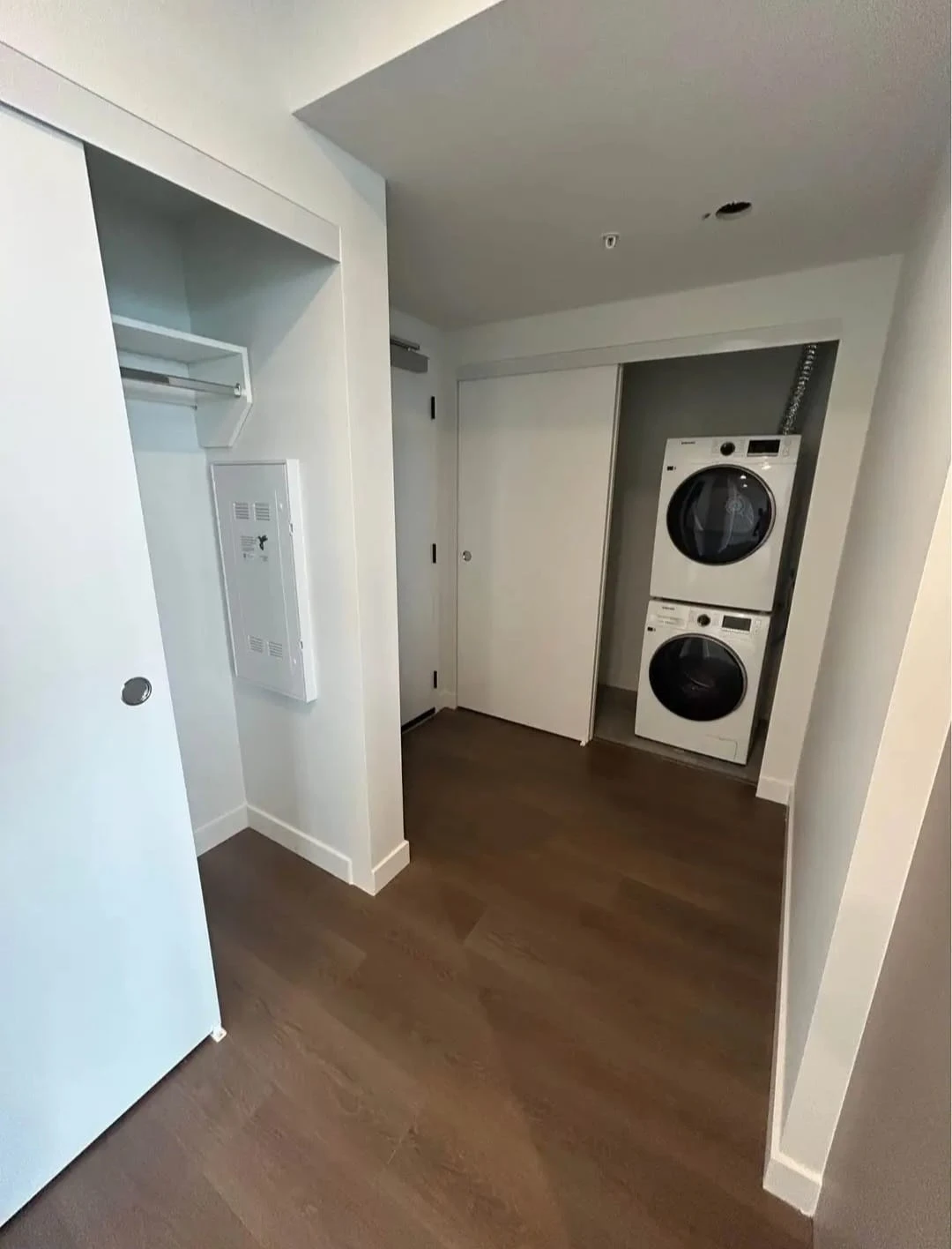Spacious apartment with city views - photo 5
