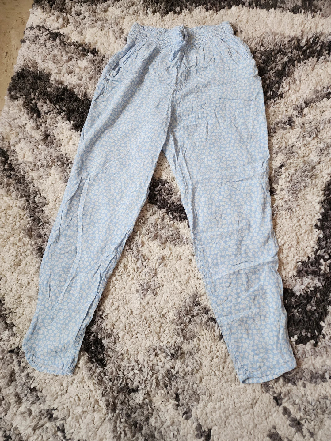 H&M Blue Floral Smocked Waist Pants Size 14