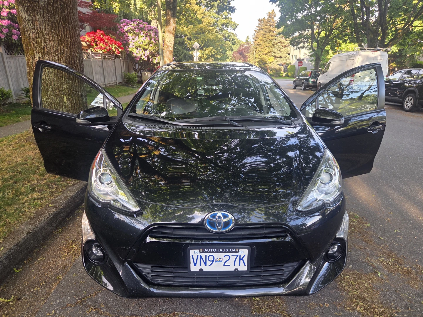 2016 Toyota Prius C Fully Loaded | Clean Title