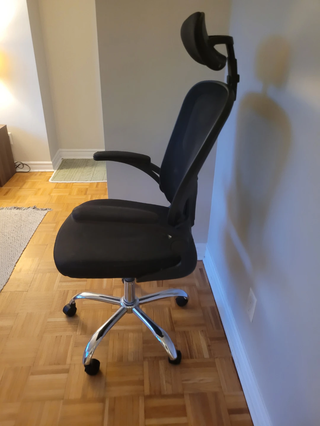 Office Chair with Headrest - photo 2