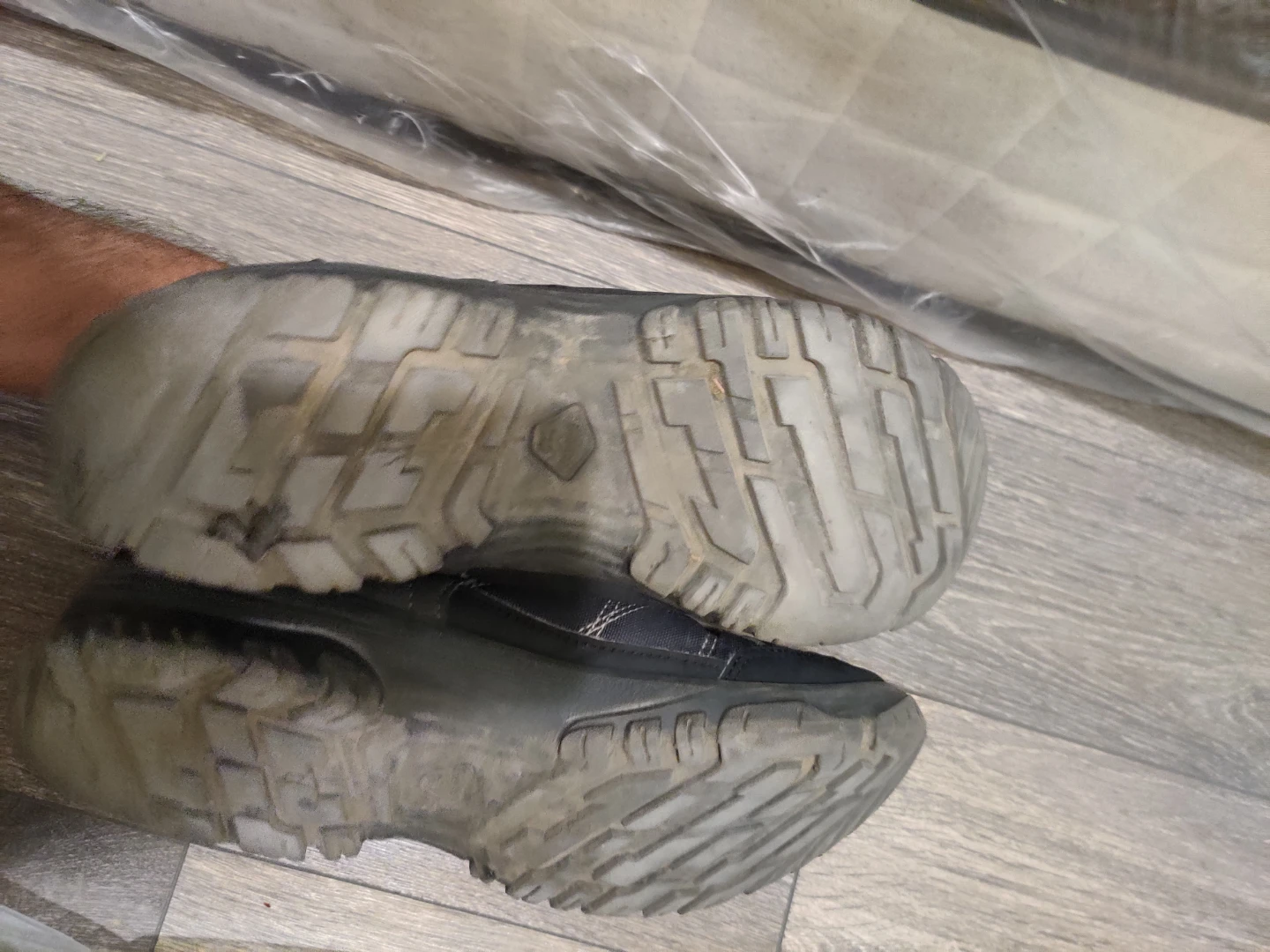 Quechua NH100 Hiking Shoes(can be used as snow shoes also) - photo 3