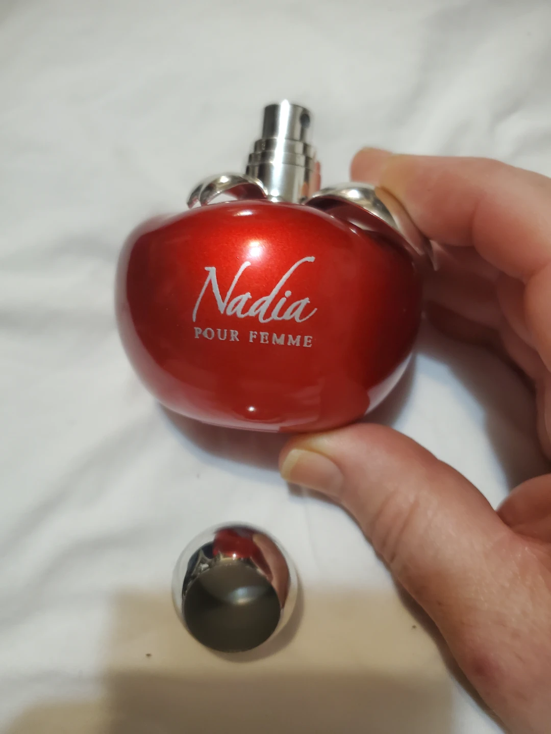 Nadia Pour Femme Red Apple Perfume Bottle - photo 4