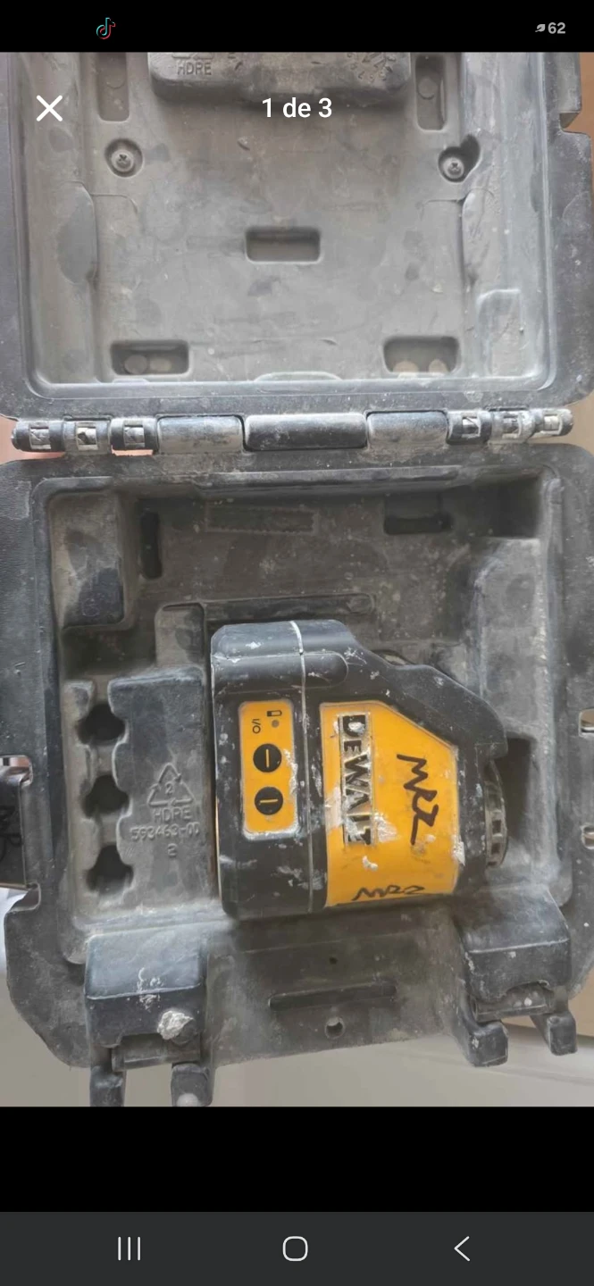 DeWalt Laser Level red