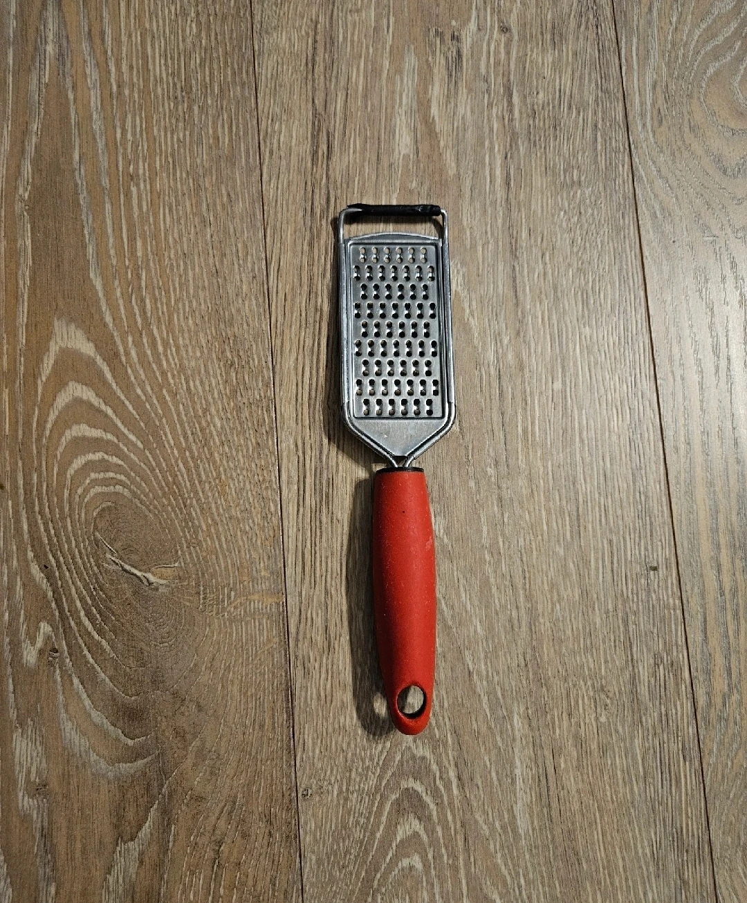 ⚽️ Box Grater with Red Handle