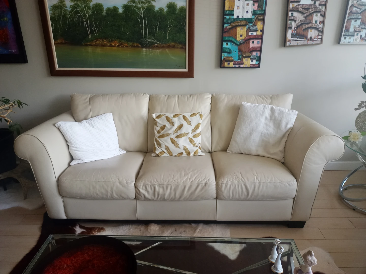 Cindy Crawford Home Cream Leather Sofa