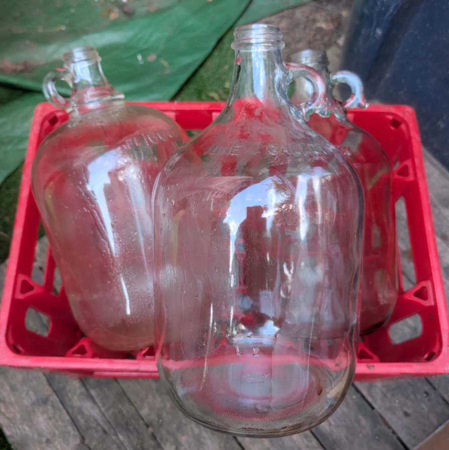 Large Green Demijohn in Wicker Basket - photo 4